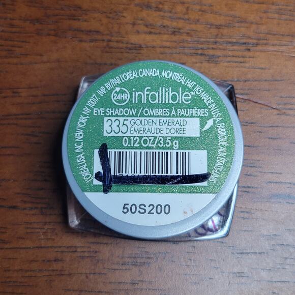 L'Oréal Paris Infallible 24HR Eye Shadow 335 GOLDEN EMERALD 0.12 oz✨️NEW✨️ - Picture 3 of 7